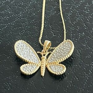 14k Gold and pave diamond Butterfly Pendant Necklace. 20”, 4.6 grams.